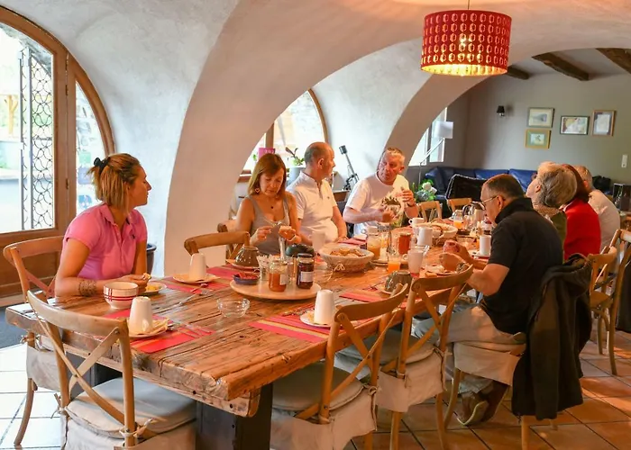 L'escale En Ubaye Bed & Breakfast 3*